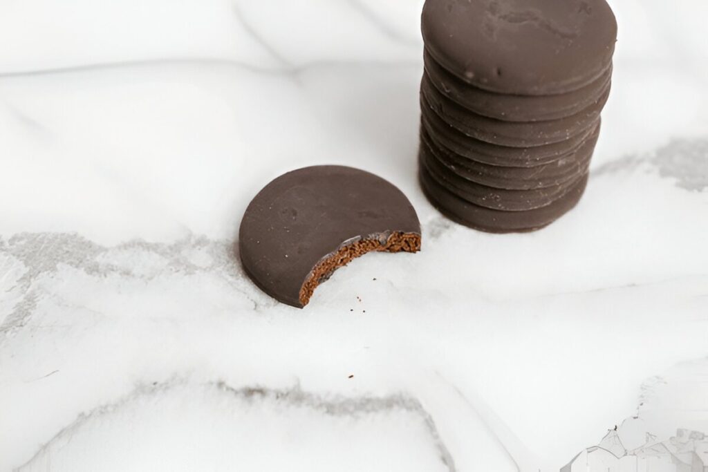 Chocolate flavour wafer cookies